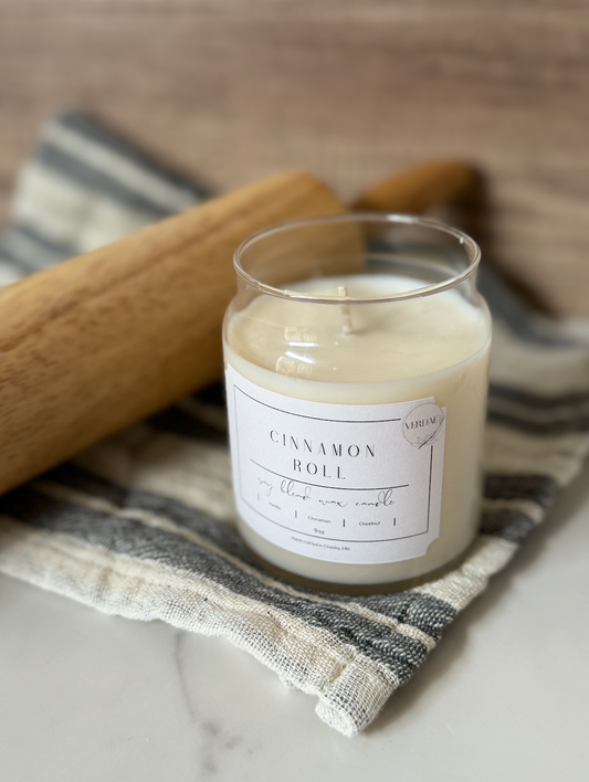 Cinnamon Roll Candle